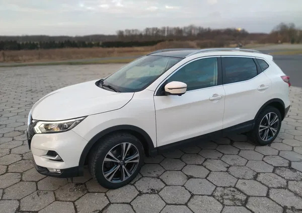 nissan dolnośląskie Nissan Qashqai cena 82500 przebieg: 77000, rok produkcji 2018 z Trzebnica